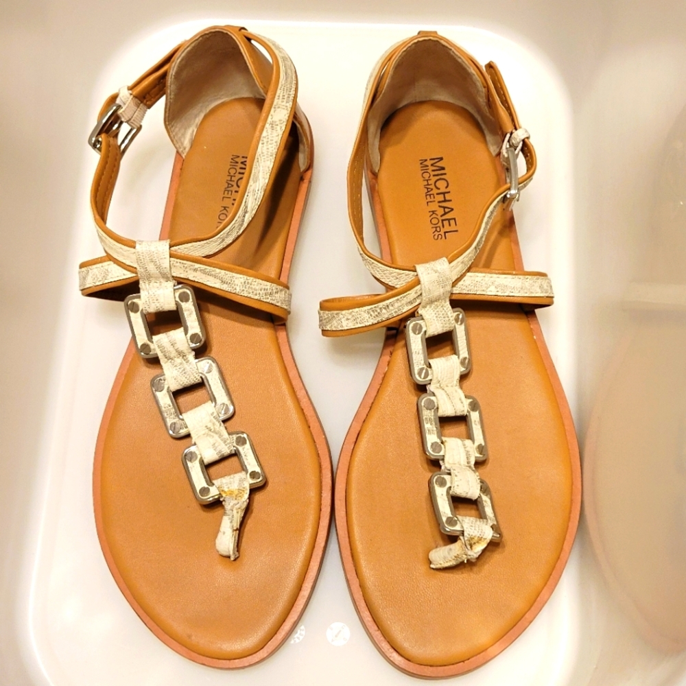 MICHAEL Michael Kors "Darci" Leather Embossed Thong Sandals - Size 9M